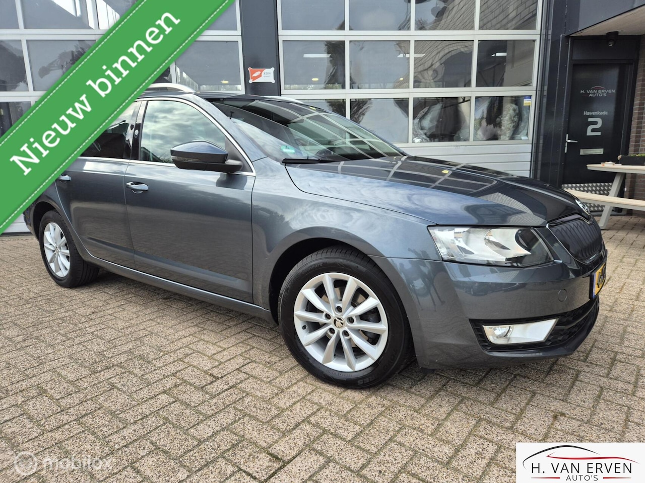 Skoda Octavia Combi - LEDER 2E EIGENAAR DEALERONDERHOUDEN NAP - AutoWereld.nl