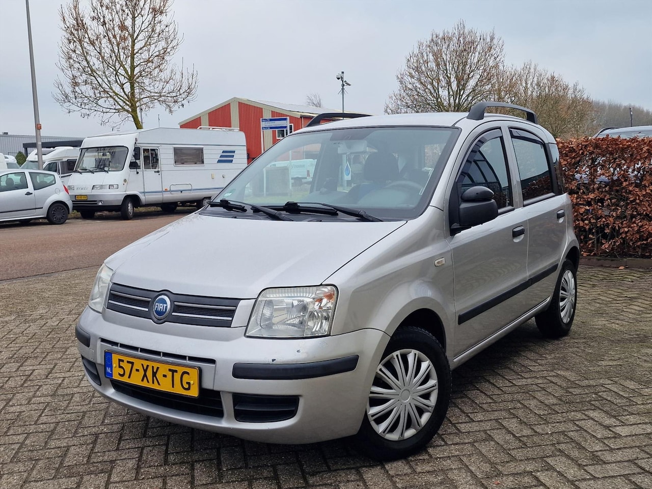 Fiat Panda - 1.2 Automaat. DUALOGIC .APK.Elektrisch ramen . Trekhaak - AutoWereld.nl