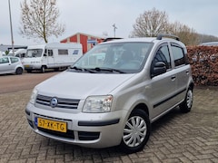 Fiat Panda - 1.2 Automaat. DUALOGIC .APK.Elektrisch ramen . Trekhaak