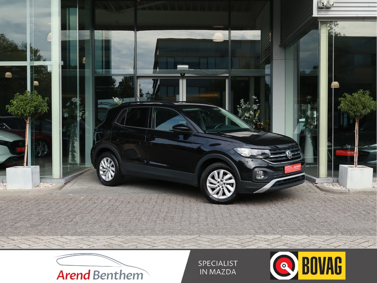 Volkswagen T-Cross - 1.0 TSI Life Vitrual Cockpit / Camera / Cruise / Navi / Airco - AutoWereld.nl