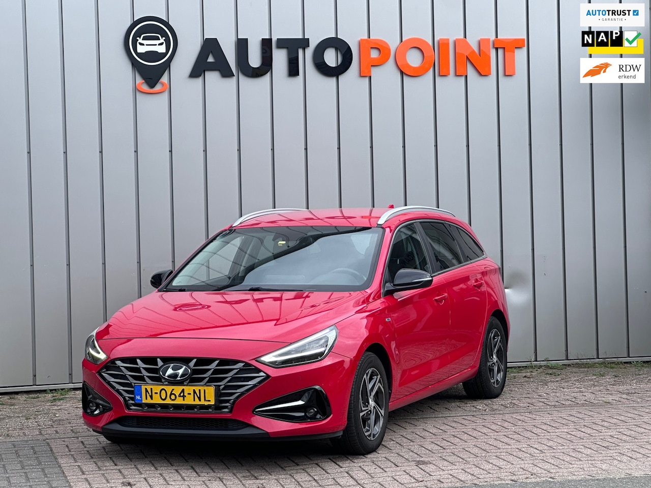 Hyundai i30 Wagon - 1.5 T-GDi MHEV Premium EERSTE EIG DEALER OND ORG NEDERLANDS - AutoWereld.nl