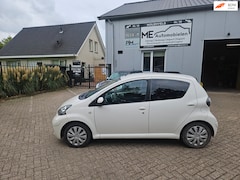 Toyota Aygo - 1.0-12V Dynamic Blue AIRCO (INRUIL MEENEEMPRIJS)