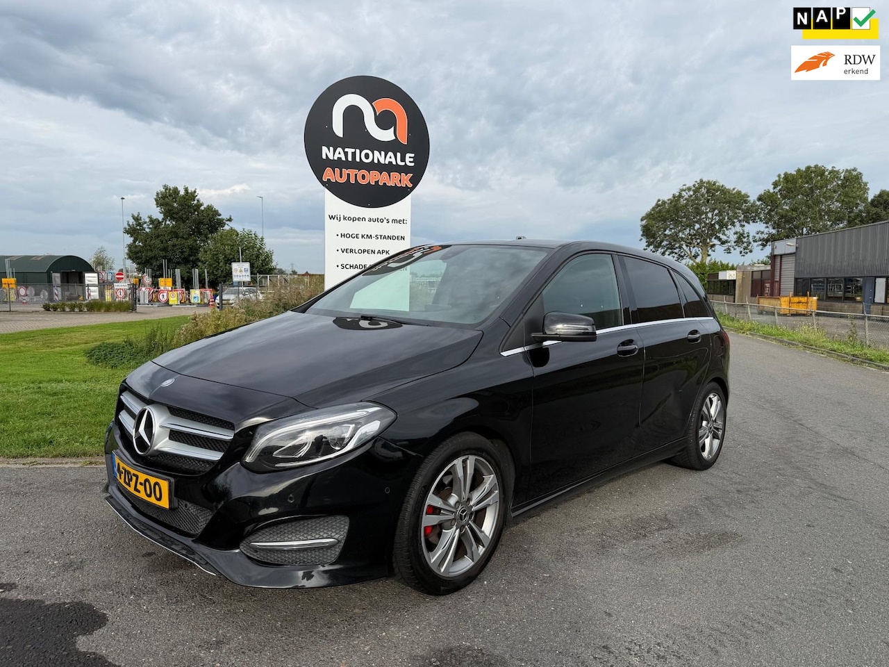Mercedes-Benz B-klasse - 2015 | 180 CDI BlueEFFICIENCY Lease Edition | Diesel | Handgeschakeld | - AutoWereld.nl