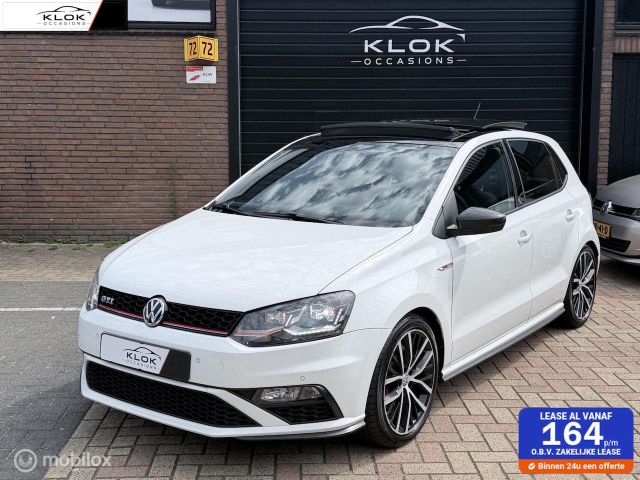 Volkswagen Polo - 1.8 TSI GTI Pano Clima Cruise LED CarPlay - AutoWereld.nl