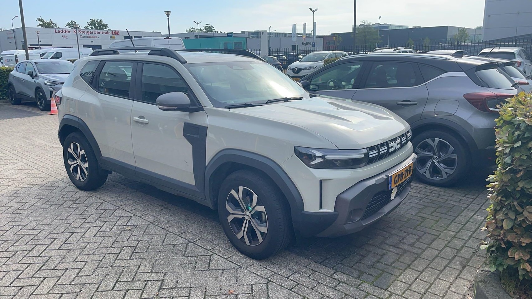 Dacia Duster - 1.0 TCe 100 ECO-G Expression 1.0 TCe 100 ECO-G Expression - AutoWereld.nl