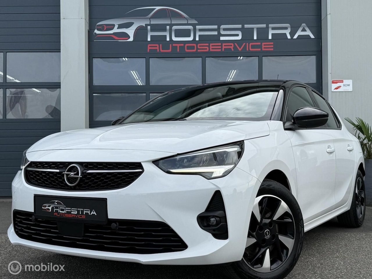 Opel Corsa-e - GS Line 50 kWh CarPlay Full-Led soH 93,5%! NAP - AutoWereld.nl