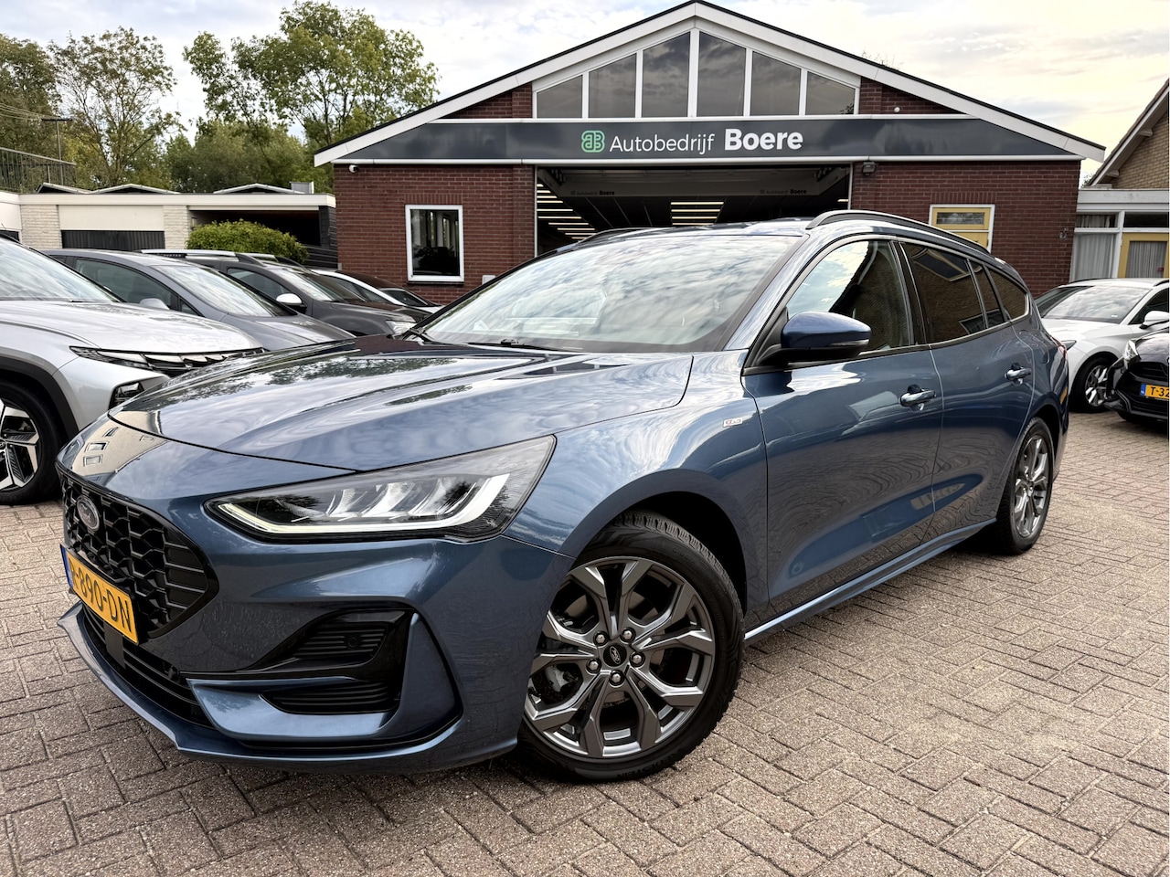 Ford Focus Wagon - 1.0 EcoBoost Hybrid ST Line Fullmap Navigatie, 17''Lmv - AutoWereld.nl