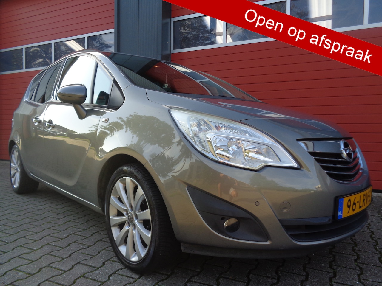 Opel Meriva - 1.4 Turbo Cosmo 120Pk Clima Cruise LMV Trekhaak NL-Auto Hoge-Zit/Instap - AutoWereld.nl