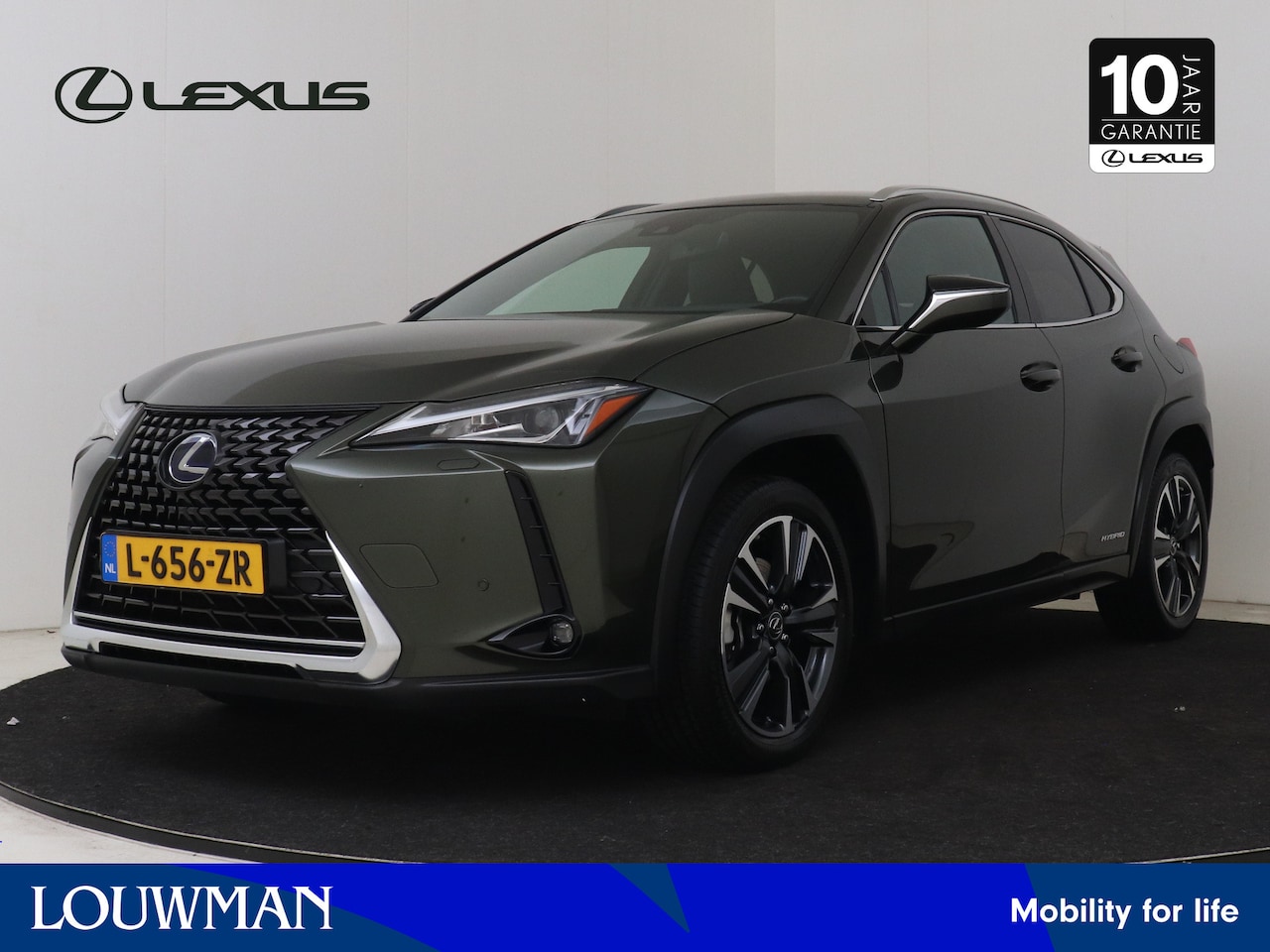 Lexus UX - 250h Preference Line | BTW voertuig | Dealer onderhouden | Cruise Control Adaptive | Blind - AutoWereld.nl