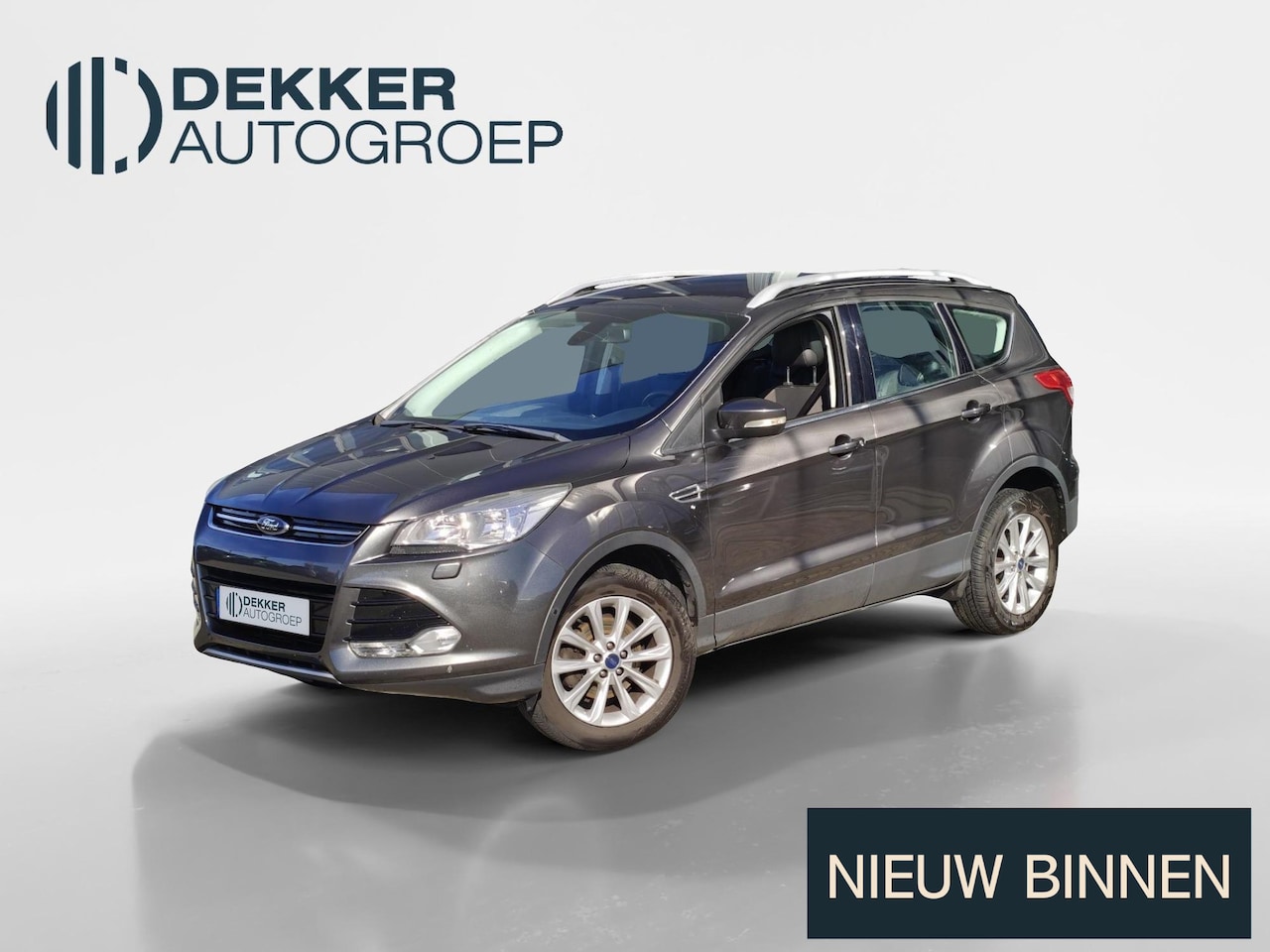 Ford Kuga - 1.5 Titanium - 2.000 kg trekgewicht - TREKHAAK - VOORRUITVERWARMING - PARKEERSENSOREN V+A - AutoWereld.nl