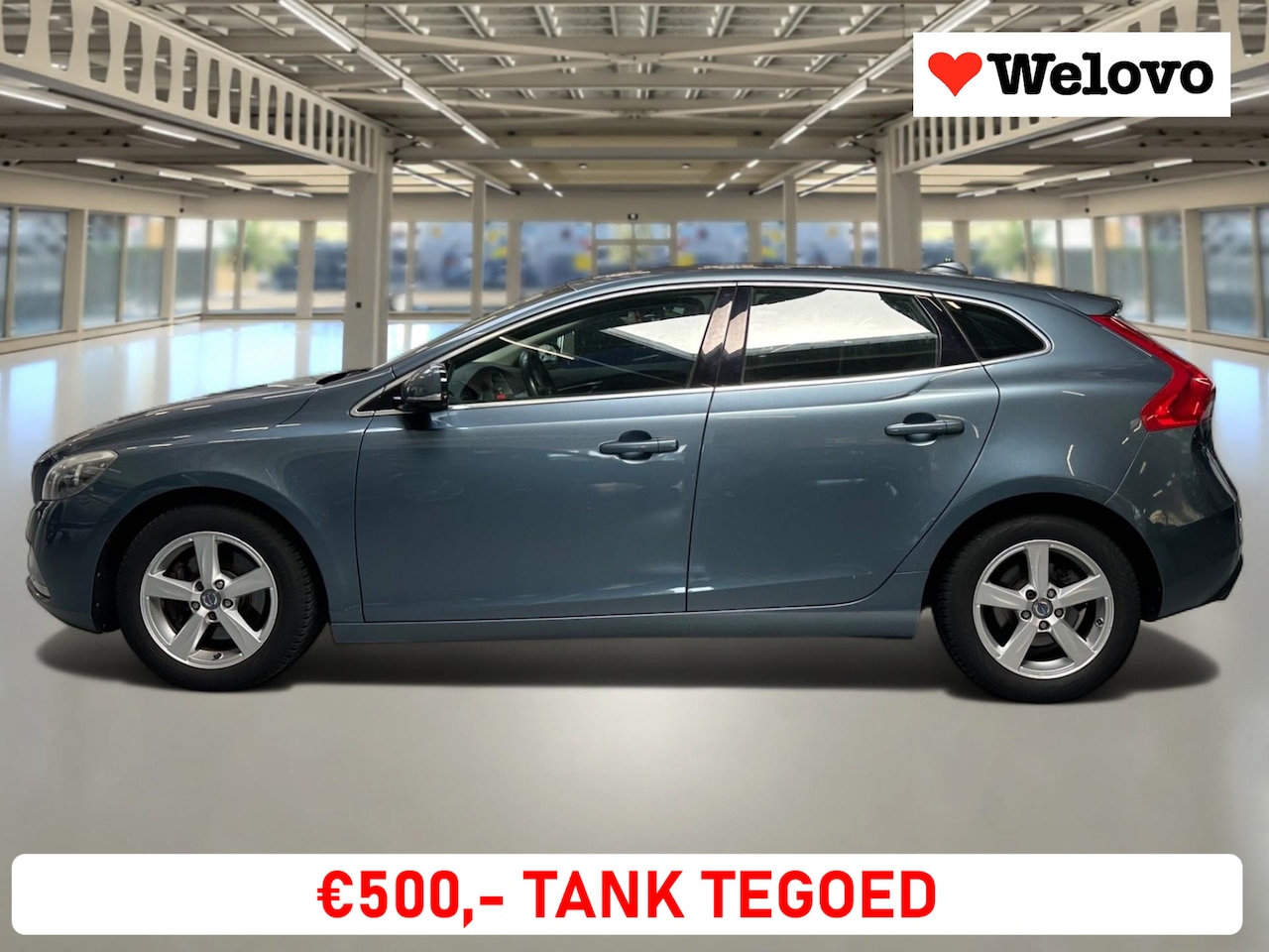 Volvo V40 - 1.6 T3 Momentum Leder, Navi+Camera, Bluetooth.. - AutoWereld.nl