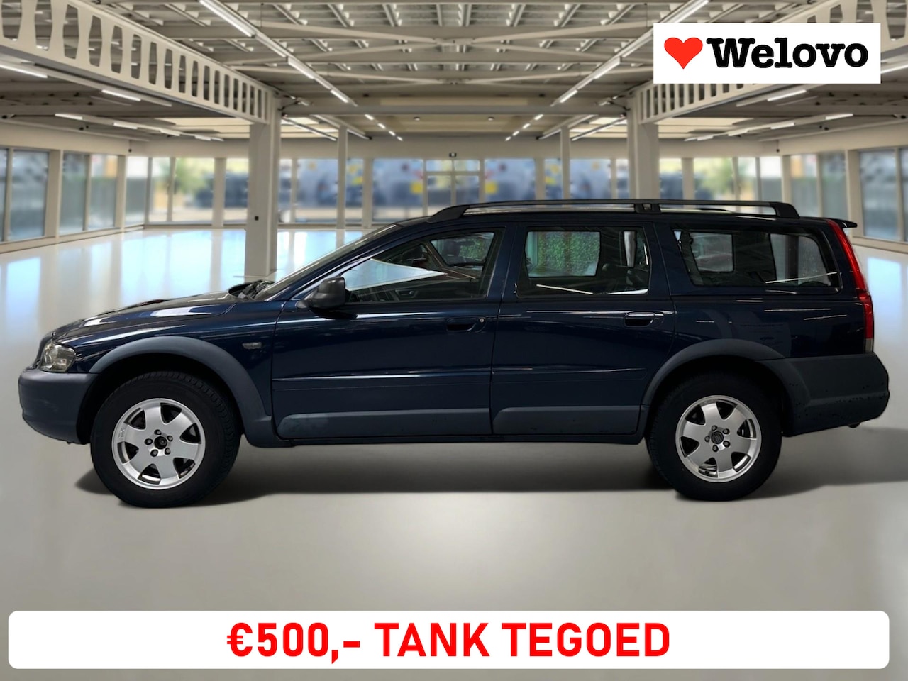 Volvo XC70 - 2.5 T Geartronic Comfort Line 3e bankje, trekhaak, automaat... - AutoWereld.nl