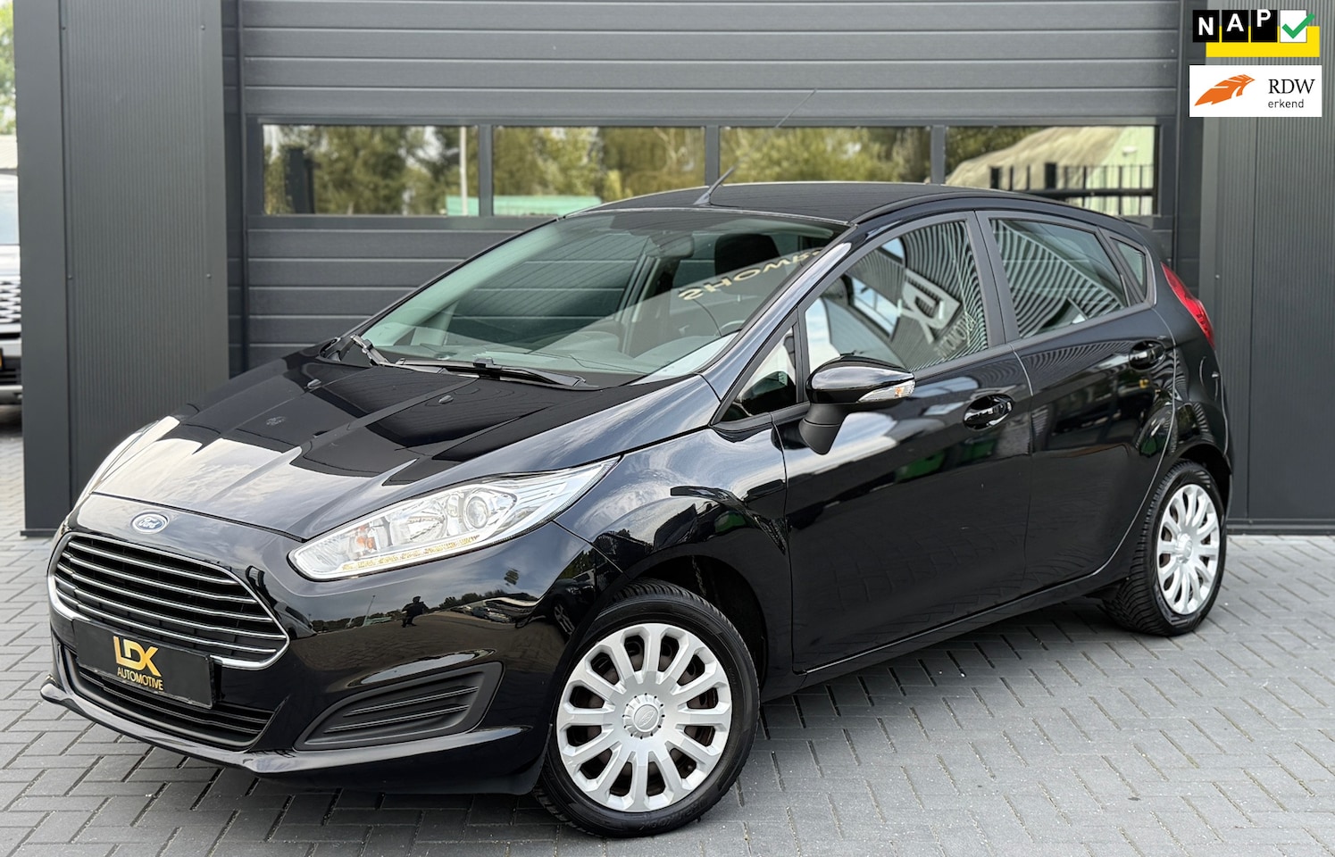 Ford Fiesta - 1.0 Style|Airco|NL auto|Lm - AutoWereld.nl