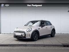 MINI 5-Deurs - 1.5 Cooper Camden Plus Edition 16 Inch / Comfort Acces / Stuur & Stoel verwarming / Glazen