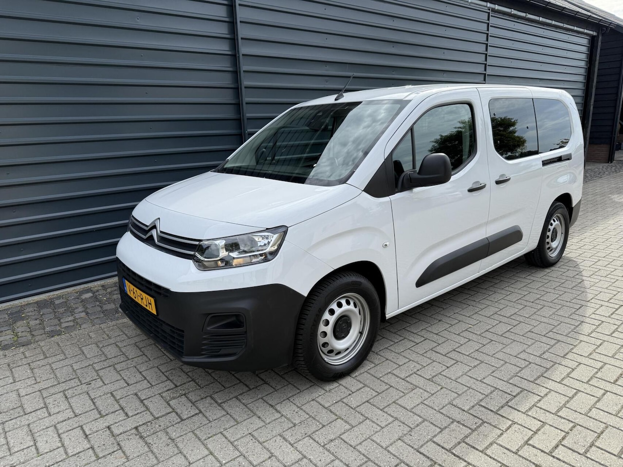 Citroën ë-Berlingo XL - Grijs Kenteken Full Electrisch 50 kWh - AutoWereld.nl