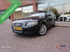 Audi A3 - 1.6 Ambiente Airco Cruise control