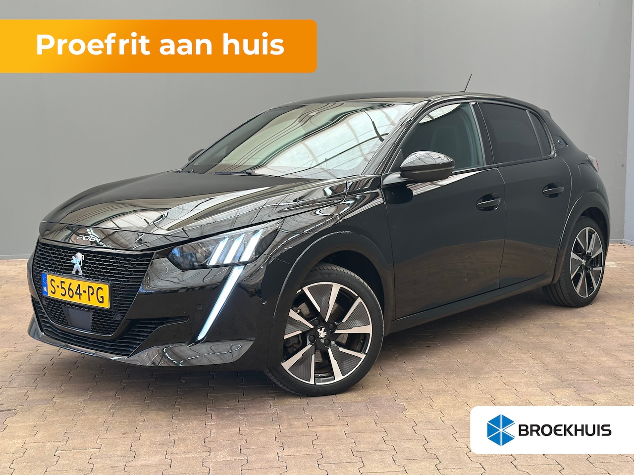 Peugeot e-208 - EV GT Pack 50 kWh Adaptieve Cruise | Stoelverwarming | Camera | Parkeersensoren Rondom | C - AutoWereld.nl