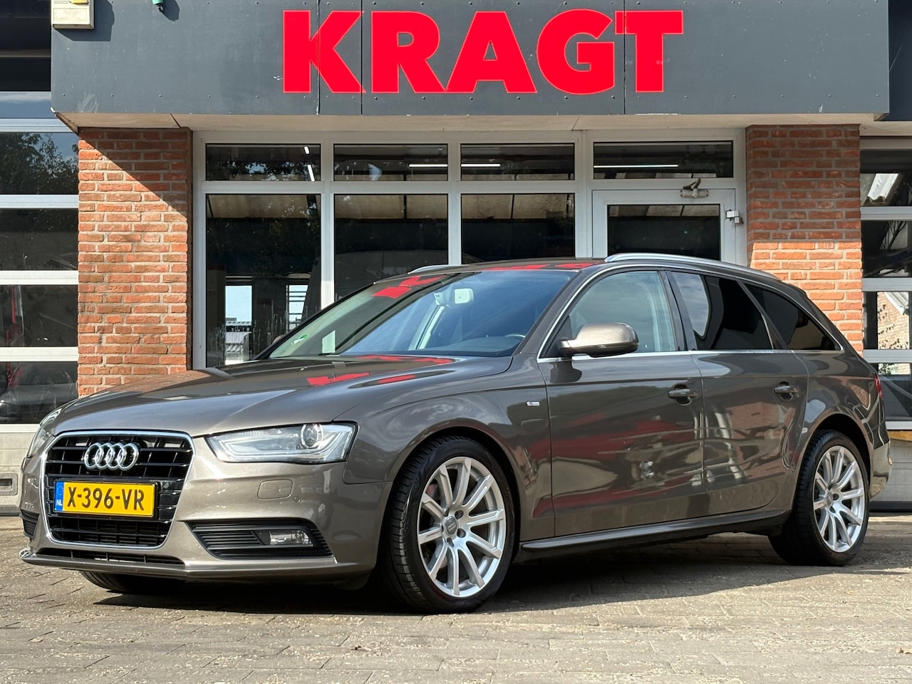 Audi A4 Avant - Pro Line S 1.8 TFSI 170 pk - AUTOMAAT - leder - stoelventilatie - Xenon - winterpack - AutoWereld.nl