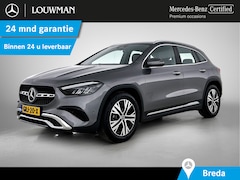 Mercedes-Benz GLA-Klasse - 180 Star Edition Luxury Line | Leder | Keyless Go Comfortpakket | Sfeerverlichting | Inclu