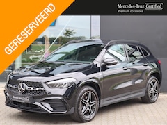 Mercedes-Benz GLA-Klasse - 250 e Business Solution AMG l Keyless l Panoramadak l Stoelverwarming