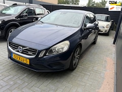 Volvo V60 - 1.6 T3 R-Design|Engine smoke|Lees tekst|