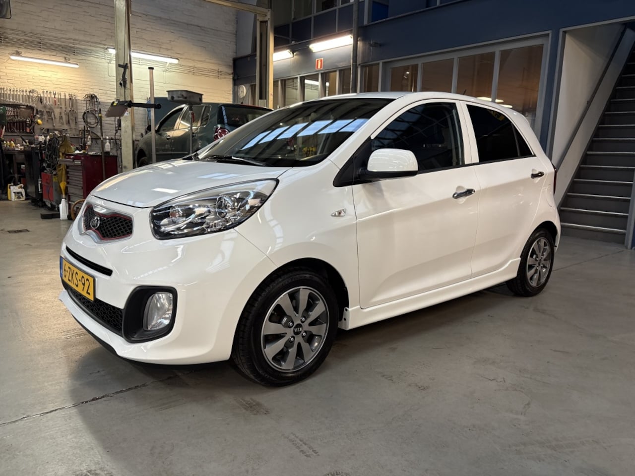 Kia Picanto - 1.0 CVVT 69 PK 5D Super Pack - AutoWereld.nl