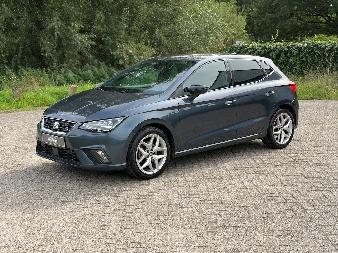 SEAT Ibiza - 1.0 TSI FR 116PKI CARPLAY I LED I VIRTUAL DASH I CAMERA I CRUISE - AutoWereld.nl