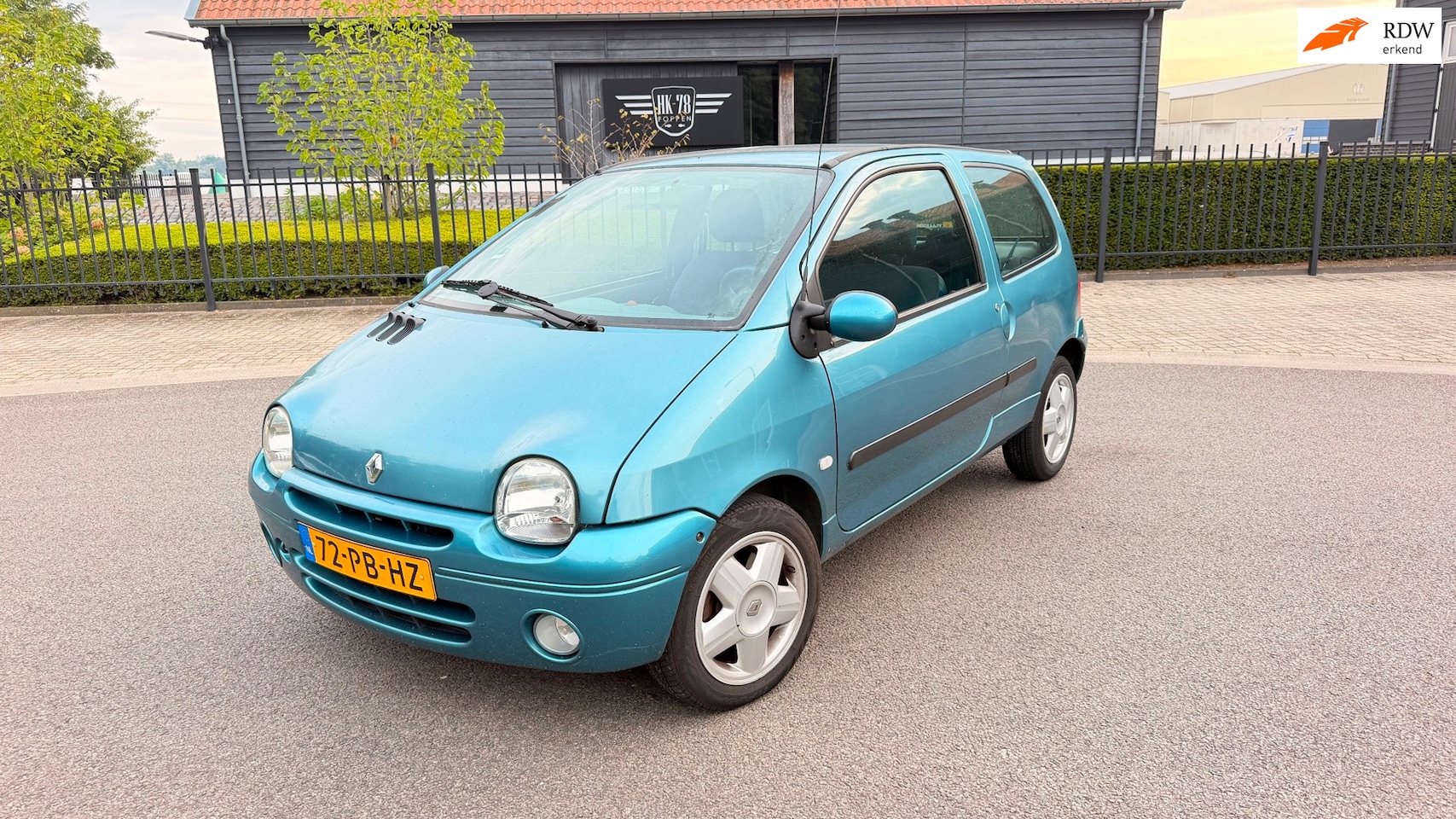 Renault Twingo - 1.2 Privilège Stuurbekr cv 127000KM - AutoWereld.nl