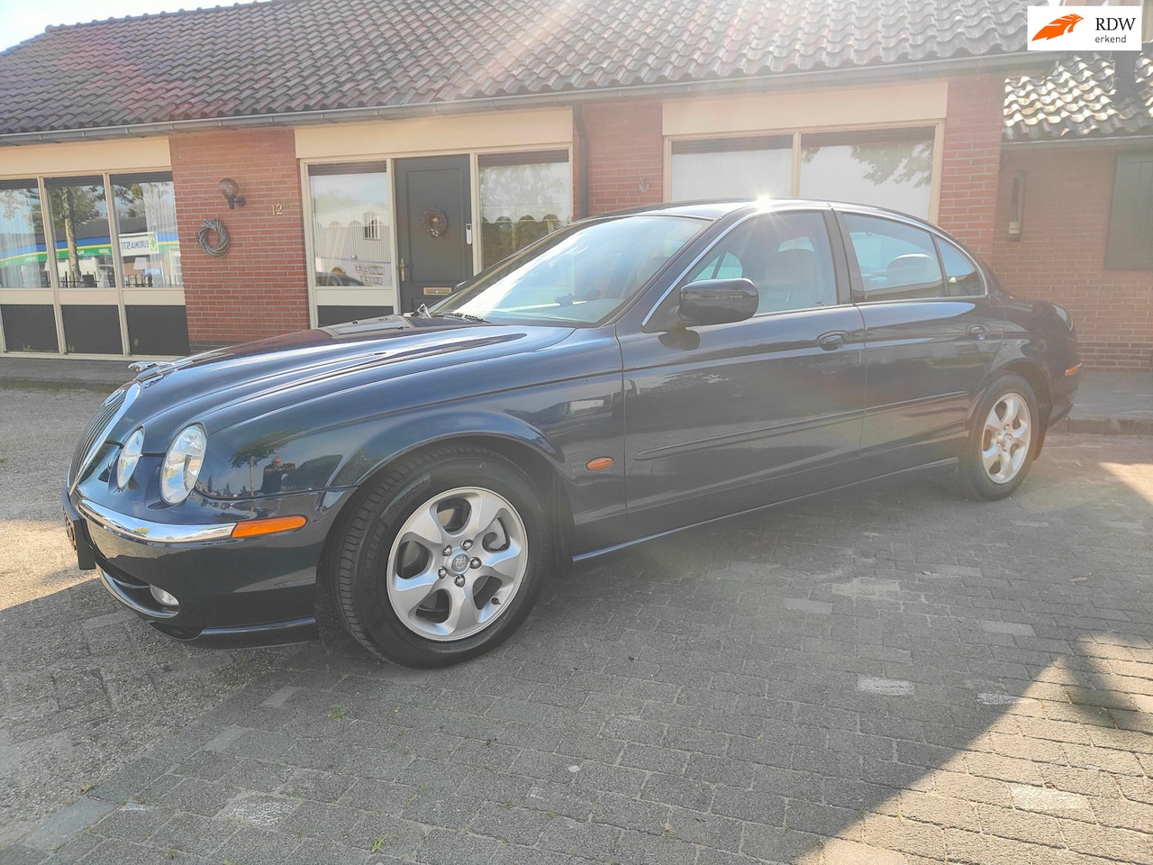 Jaguar S-type - 4.0 V8 1e eigenaar!! in mooie staat!! - AutoWereld.nl