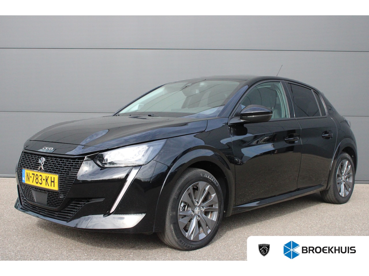 Peugeot e-208 - EV Allure Pack 50 kWh | Fase 3 laden | SOH 91,81% | Navi by app | Stoelverwarming | Camera - AutoWereld.nl