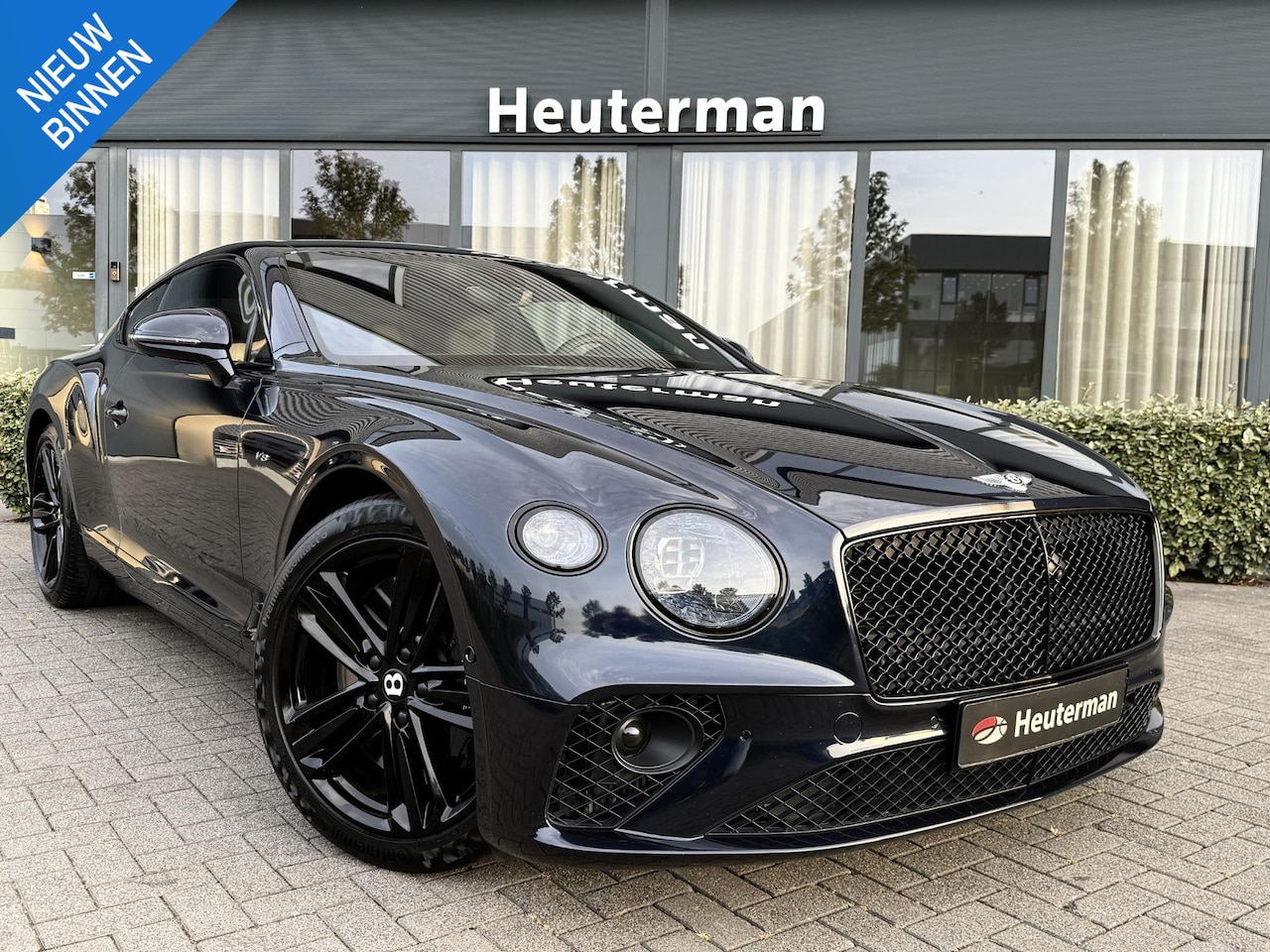 Bentley Continental GT - NAIM/Massage/Sofclose/Rotating Screen 4.0 V8 - AutoWereld.nl