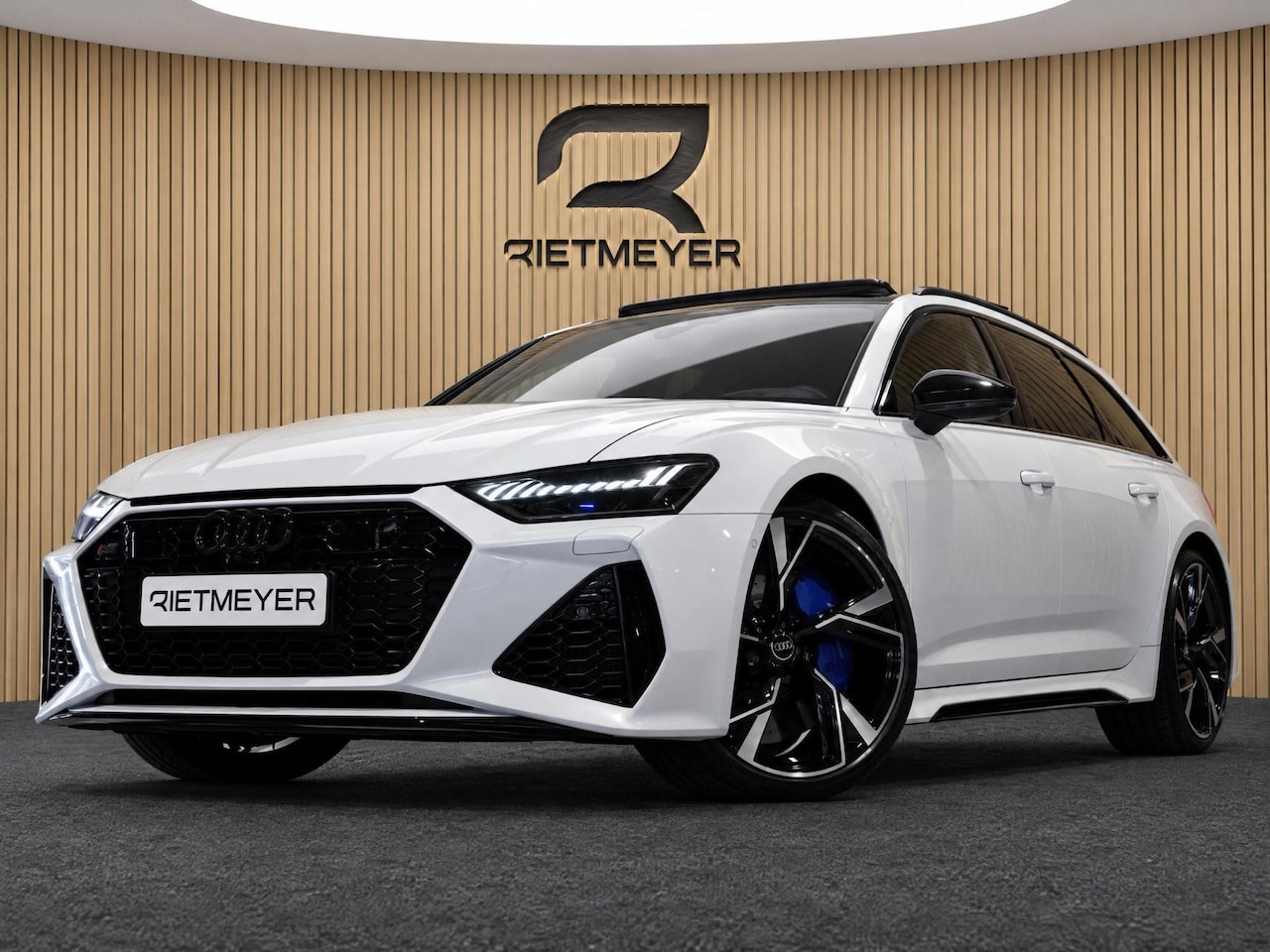 Audi A6 Avant - RS 6 TFSI quattro |Pano |B&O Adv. |Keramische |Stoelvent. |Head-Up |4wielbesturing |Audi e - AutoWereld.nl