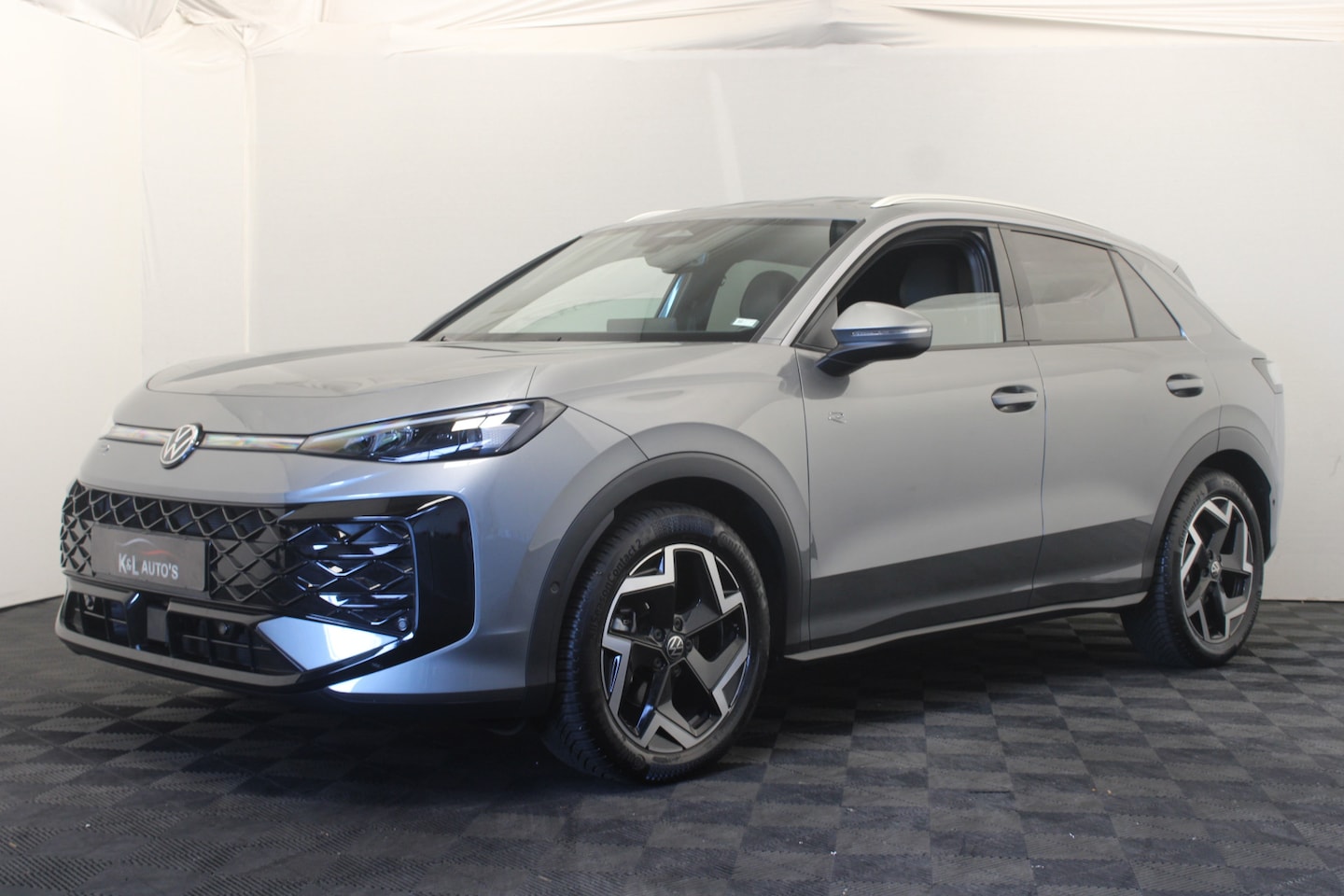 Volkswagen T-Roc - 1.5 eTSI R-Line |Camera|Stoelverw.| - AutoWereld.nl