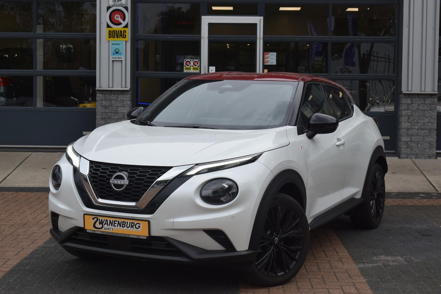 Nissan Juke - 1.0 DIG-T N-Design Red Line Edition Demo - AutoWereld.nl
