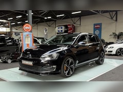 Volkswagen Golf - 1.4 TSI R-Line Maxton | Navi | 5-Drs | Clima
