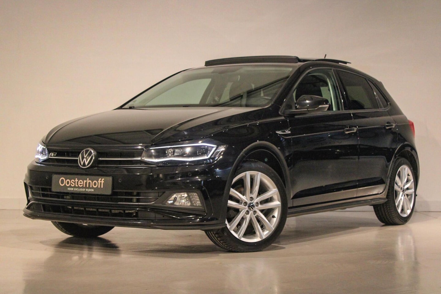 Volkswagen Polo - 1.0 TSI Highline R-line PANO | AUTOMAAT - AutoWereld.nl