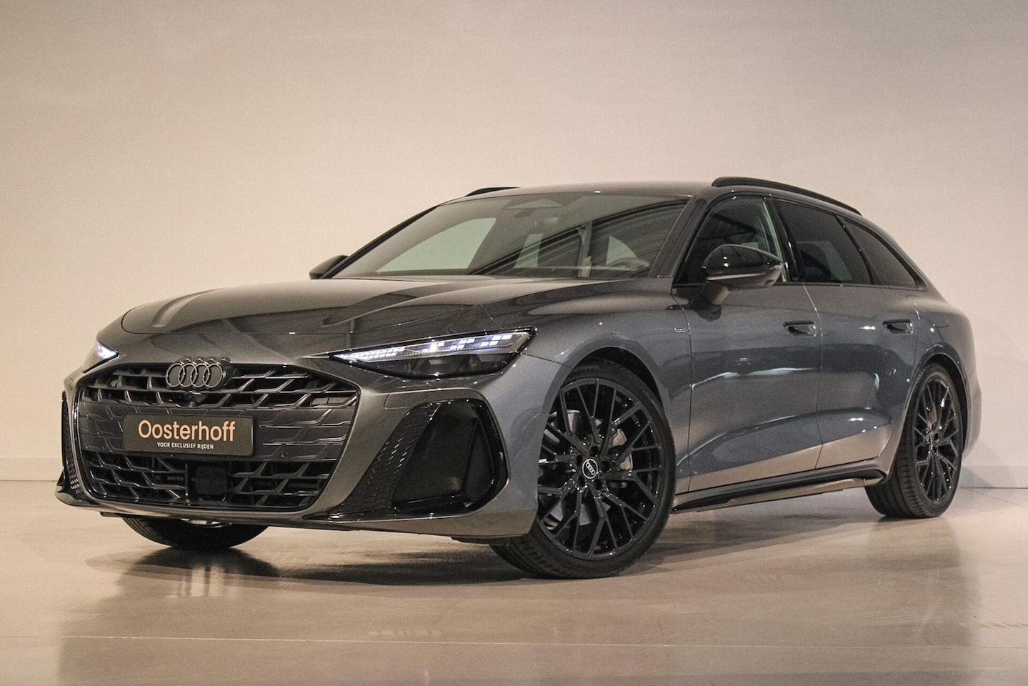 Audi A6 Avant - 2.0 e-hybrid 220 KW quattro S edition TREKH - AutoWereld.nl
