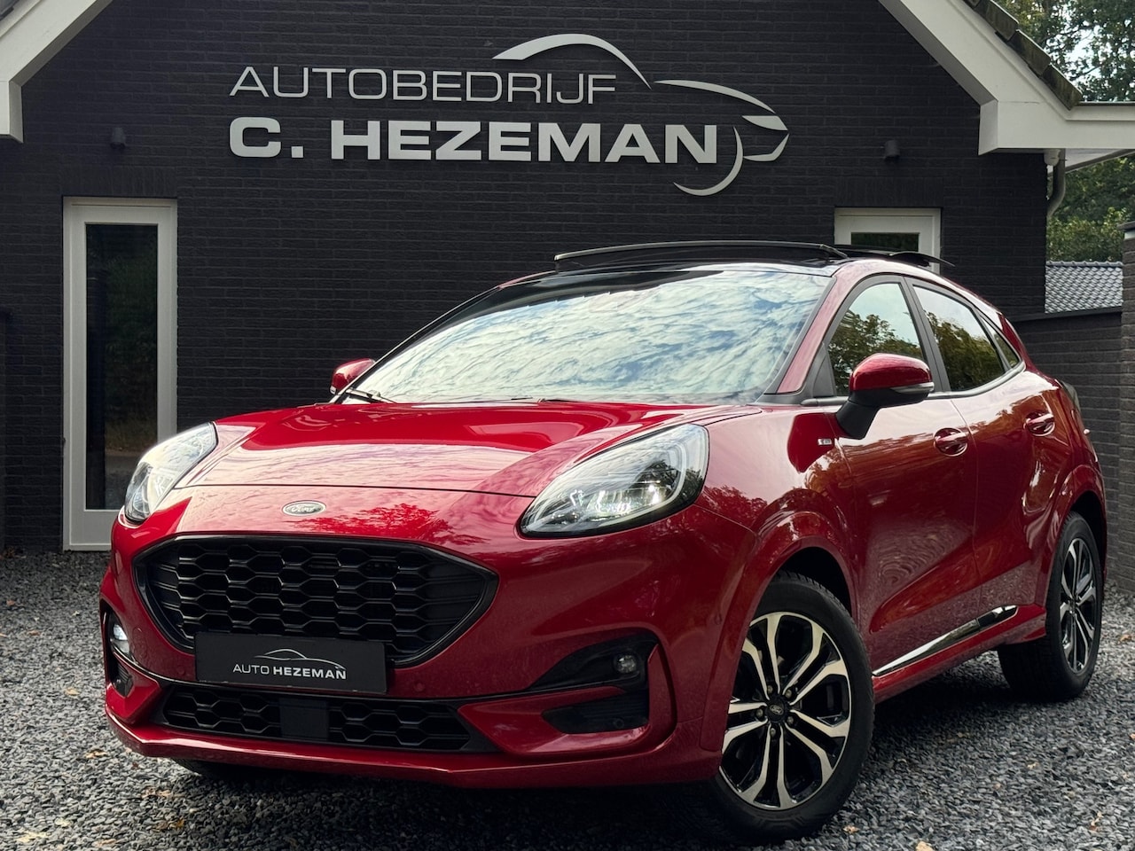 Ford Puma - 1.0 125PK Hybrid ST-Line X 1E EIG AUTOMAAT PANO LED Carplay Camera Cruise - AutoWereld.nl