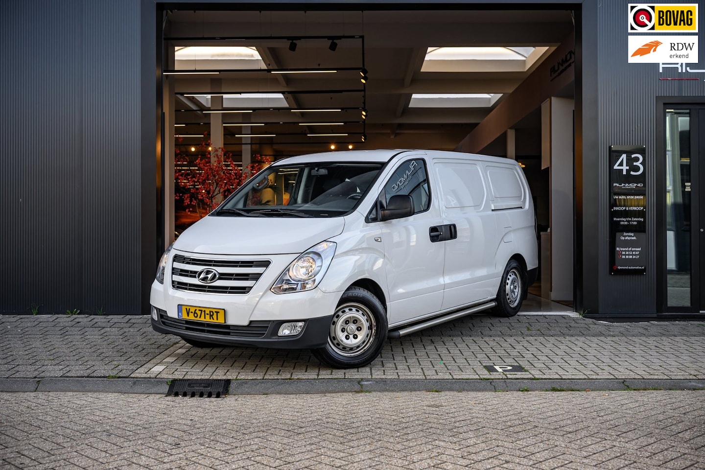 Hyundai H 300 - 2.5 CRDi 2.5 CRDi - AutoWereld.nl