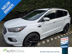 Ford Kuga - 1.5 EcoBoost ST Line CARPLAY - CRUISE - TREKHAAK - VERW. STOELEN EN RAAM - KEYLESS