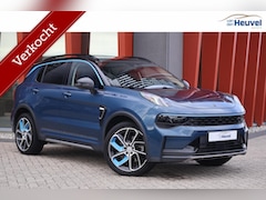 Lynk & Co 01 - 1.5 Plug-in Hybrid | Stoelverwarming | Trekhaak | 360° Camera | Panoramadak | BLIS | Keyle