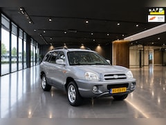 Hyundai Santa Fe - 2.0i-16V MOTION KLIMA SCHUIFDAK