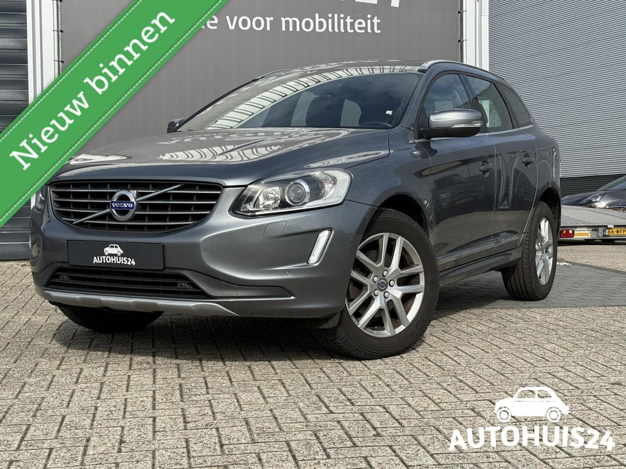 Volvo XC60 - 2.0 T5 Polar+ AUTOMAAT-8|PANORAMADAK|XENON|LEDER|NL-AUTO - AutoWereld.nl