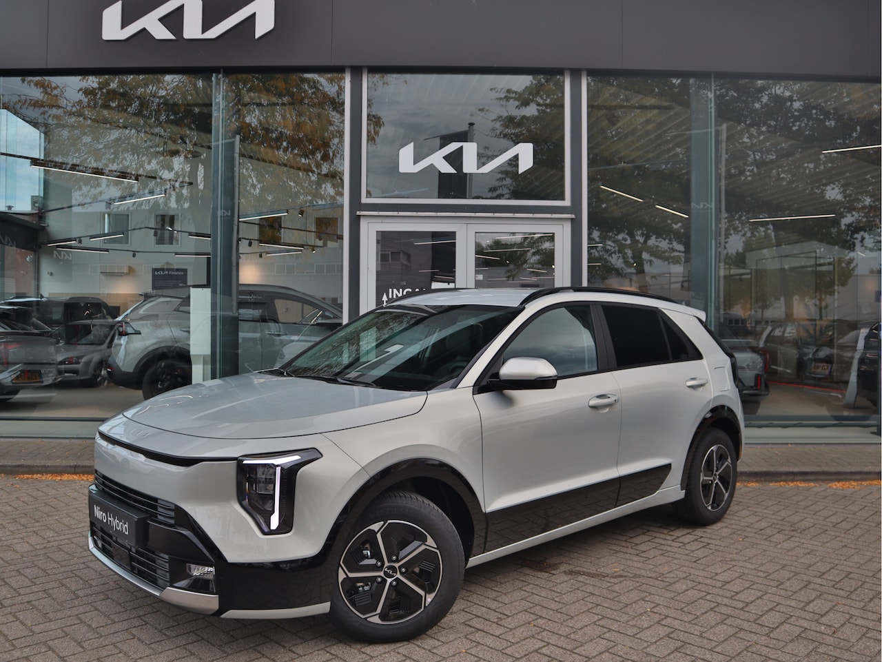 Kia Niro - 1.6 GDi Hybrid DynamicLine Navigatie  | Camera | Parkeersensoren | Adaptive Cruise Control - AutoWereld.nl