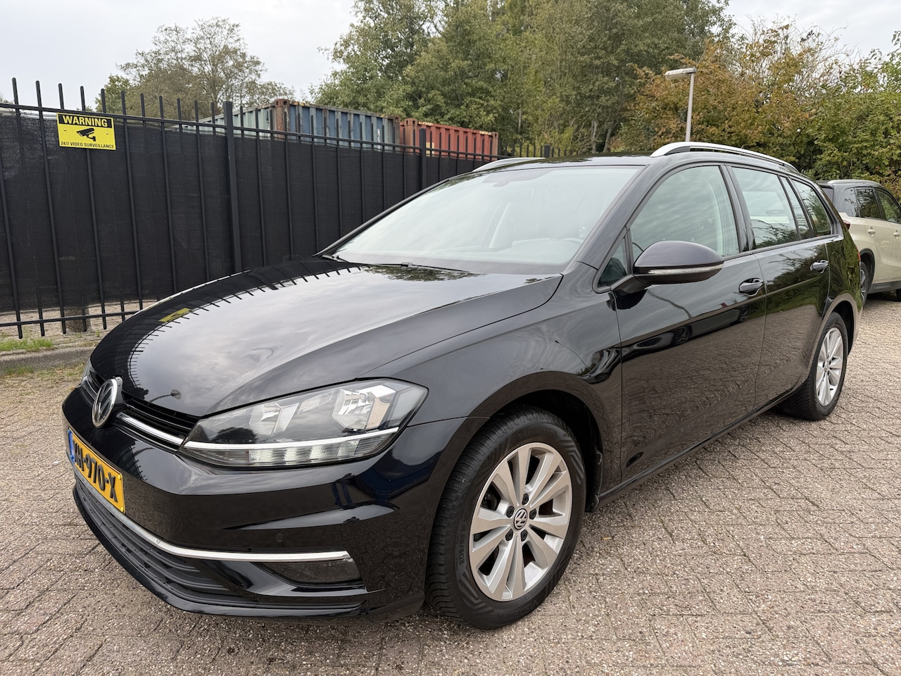 Volkswagen Golf Variant - 1.0 TSI Comfortline Business Carplay/Stoelverw/Clima/ACC/LED - AutoWereld.nl