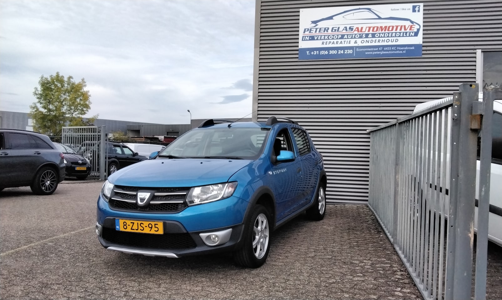Dacia Sandero - 0.9 TCe Stepway Laureate 2e eigenaar- dealer onderhouden - AutoWereld.nl