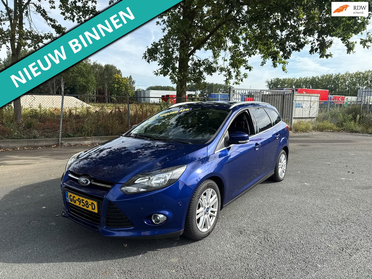 Ford Focus Wagon - 1.0 EcoBoost Titanium NETTE AUTO RIJDT EN SCHAKELT GOED - AutoWereld.nl