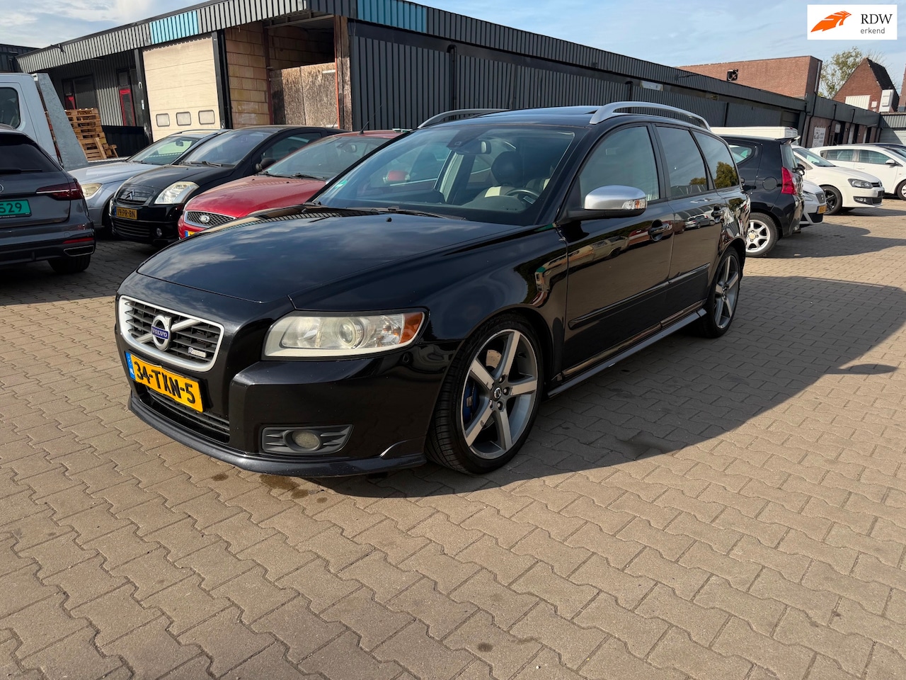 Volvo V50 - 2.4 D5 Momentum 2.4 D5 Momentum - AutoWereld.nl