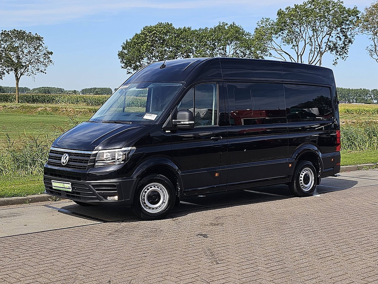 Volkswagen Crafter - 35 2.0 TDI L3H3 Cruise control, Airco, Pdc, Carplay, Navi, Camera, 3T-trekhaak - AutoWereld.nl
