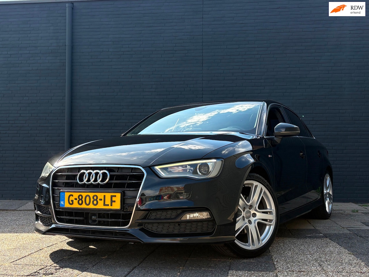 Audi A3 Limousine - 1.4 TFSI | 3x S-Line | Automaat | Pano | Navi - AutoWereld.nl